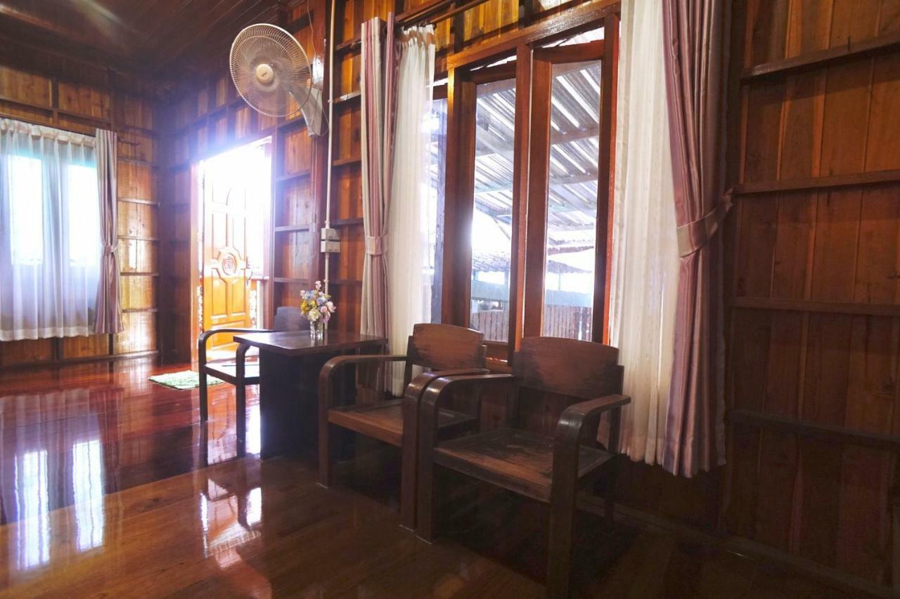 Bansuwan Homestay Amphawa Ngoại thất bức ảnh